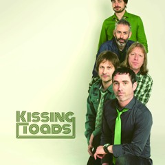 kissing toads