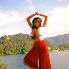 anna hoang 8