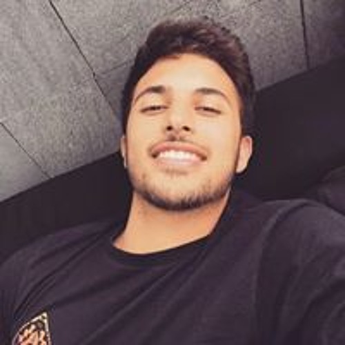 Lucas Quartiero’s avatar