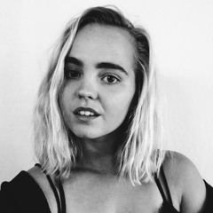 Lindy Blom