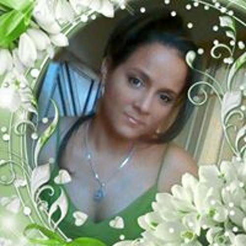 Yesenia Perez’s avatar