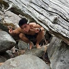 Jay R Ninalga