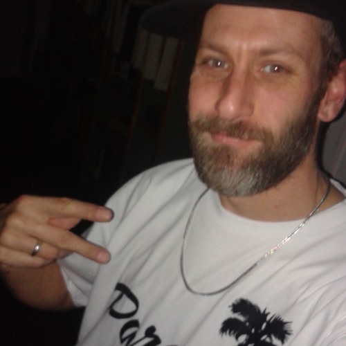 EL C's Dirt style...I can do2 (free download)...and cut it up!!!