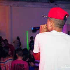 MC JHOW