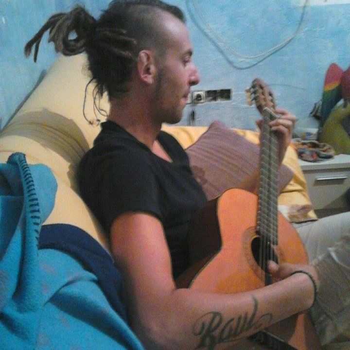 Raul Navarro ( EL PRINCIPE GANJAH )
