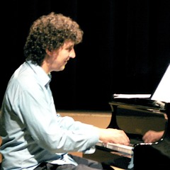 Denis Uhalde Piano