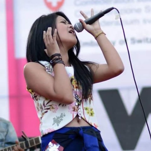 Bistarai Bistarai (Rohit J. Chettri) Cover by Deeksha