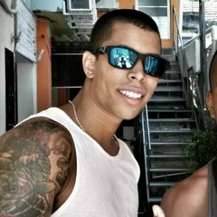Alex Xavier 25