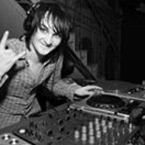 Sandro Silva - I told ya (Dj Bander shranz edit)