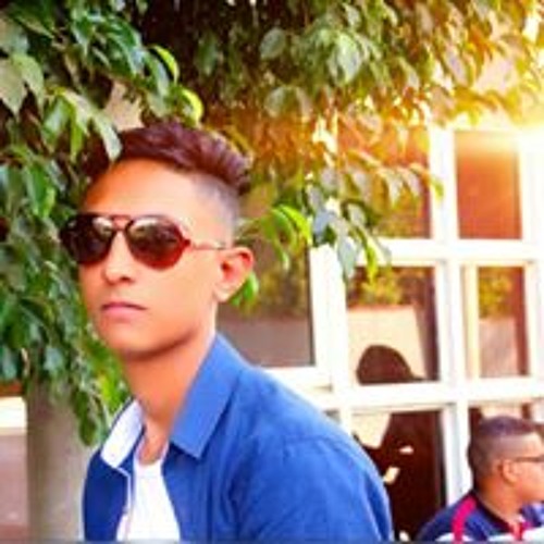 مهرجان_همومى_غنوه_بغنيها_-_احمد_موزه_-_كلمات_احمد_الشاعر_-_اورج_و_توزيع_يوسف_اوشا.mp3