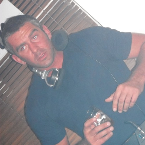 Chris Dutton LIVE at Renoirs part 2 FREE DOWNLOAD!!