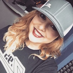 Dj-Tiffaliciious Tiffany