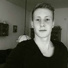 Tobi Moll