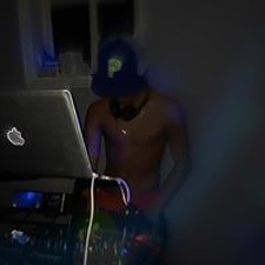 DJ Leon