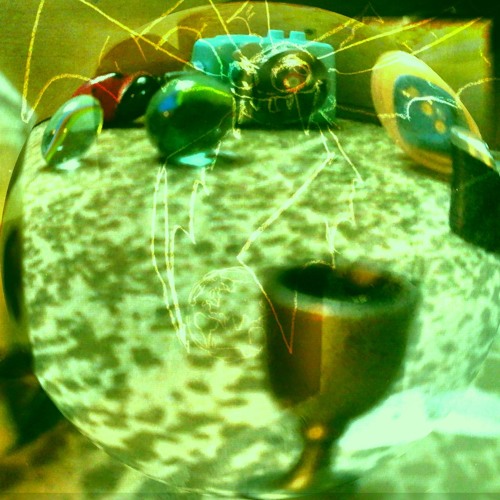 GummiPHlummi R2 (DANGEROUS on headphones!!!)