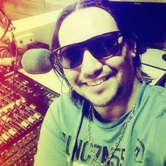 DJ Jon Siqueira