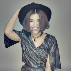 Hello - Adele Cover by Hà Nhi Idol