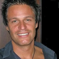 xaris lampiris