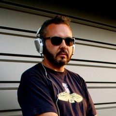 DJ Dave Lowe