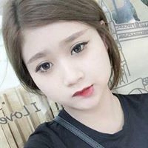 Trần Linh Trang’s avatar