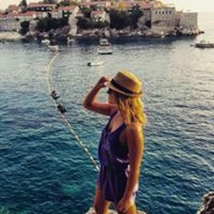 Ana Bogdanovic S Stream