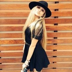 Nicole Auwerter.
