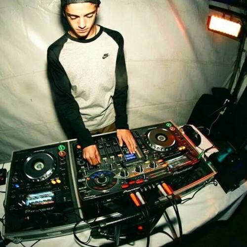 Stream AREO music | Listen to songs, albums, playlists for free on ...