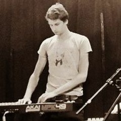 Ludovico Einaudi - Le Onde (Adam Mills Remix)