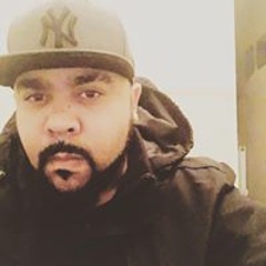 SEan.nizZLE loves House