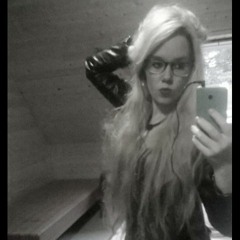 Morena Lee Cane.