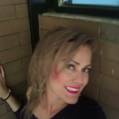 Lipstick..FEMME