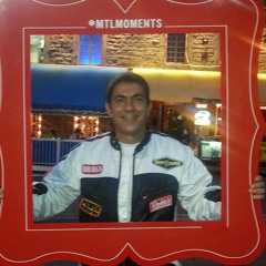 ‫יגאל רז‬‎