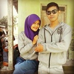 Lonelly TiadaAkhiirr