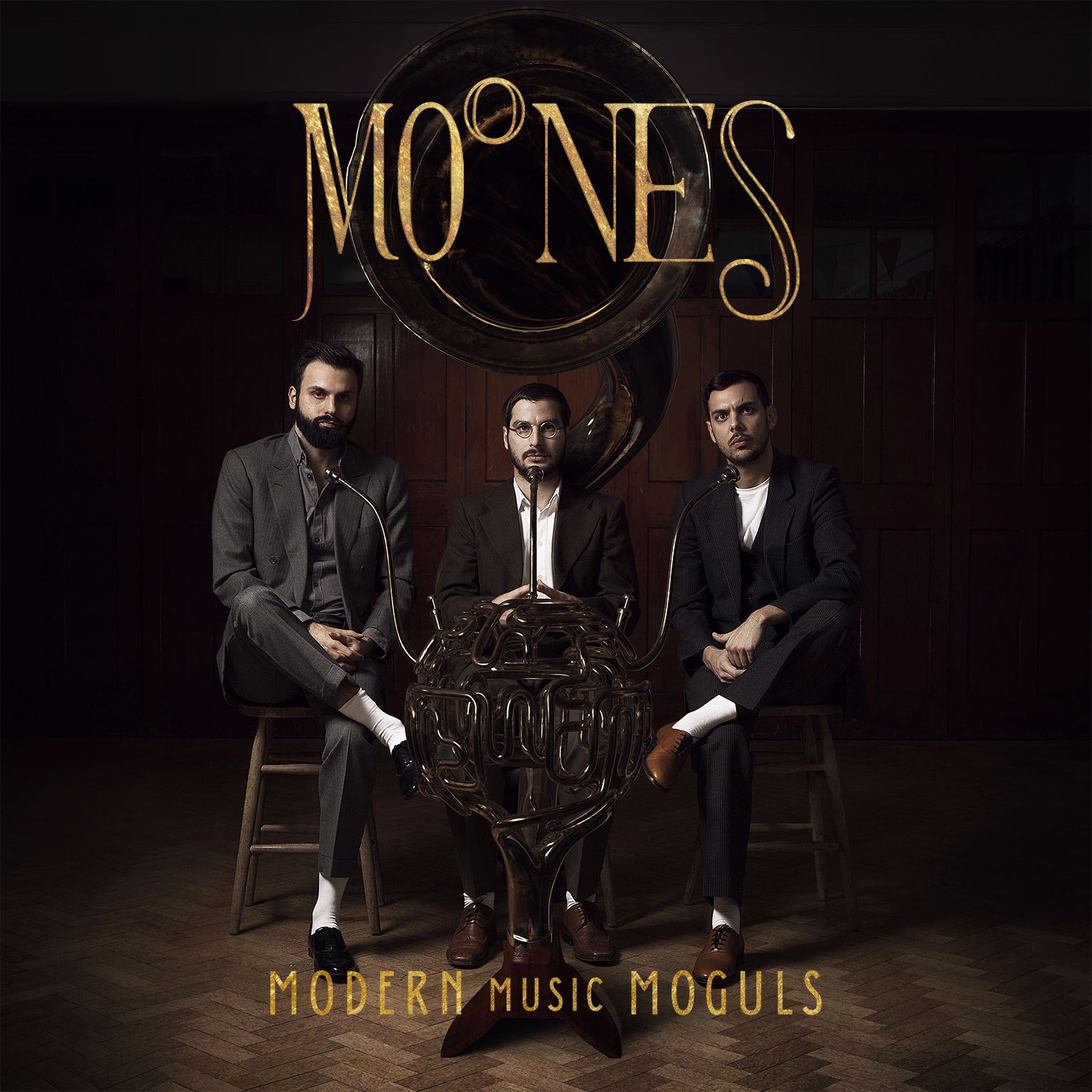 MOONES