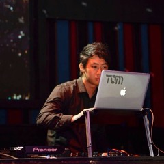 DJ Tom Official