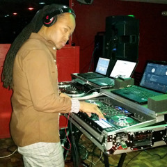 Damarco Ft. Fantom Mwen Bare