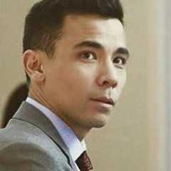 Conrad Ricamora