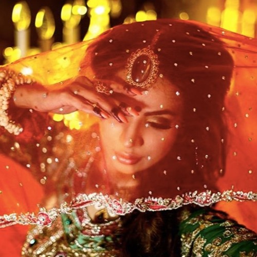 Ishq bulaava-hassi tou phassi
