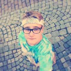 Bl4ck H0l3 Pruductions