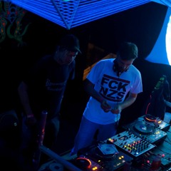 Djul/D.M.Teetje B2B sets