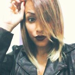 Karolzinh'a Santos