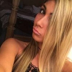 Nikki Stella Mamone