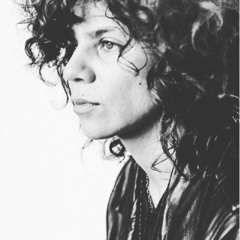 Legends / Nico Turner