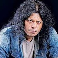 James Nogor baul