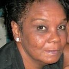 Mirian Mello Terra