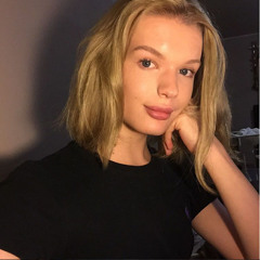 Chloe Collins