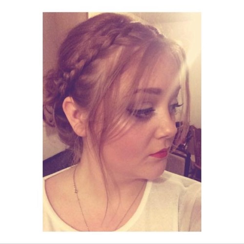 Victoria Loughlin’s avatar