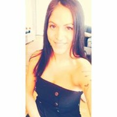 Nazila Hos