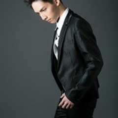 Zheng-Long Zhang