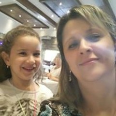 Valéria Cristina Delazari